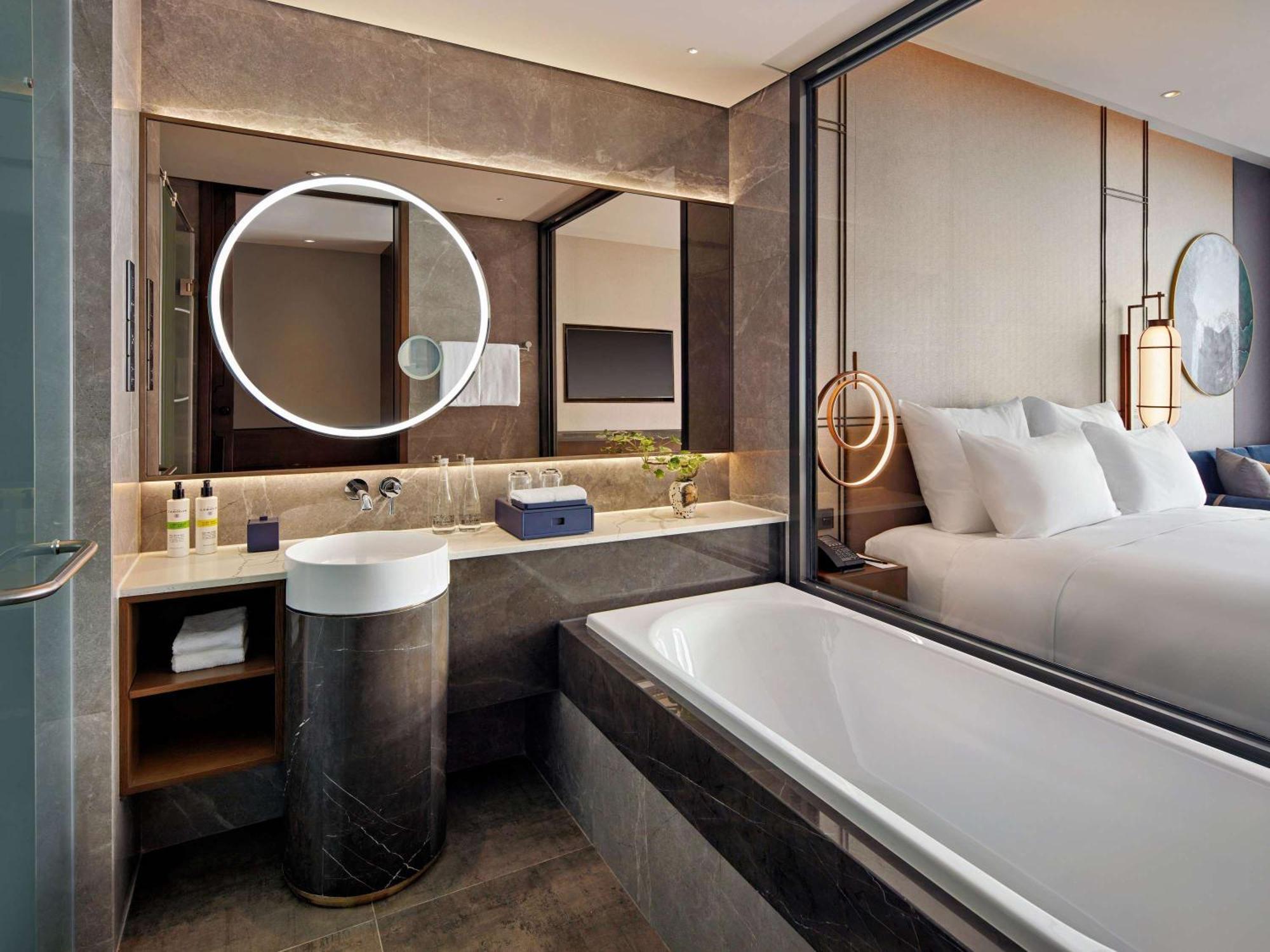 Pullman Hai Phong Grand Hotel Kültér fotó